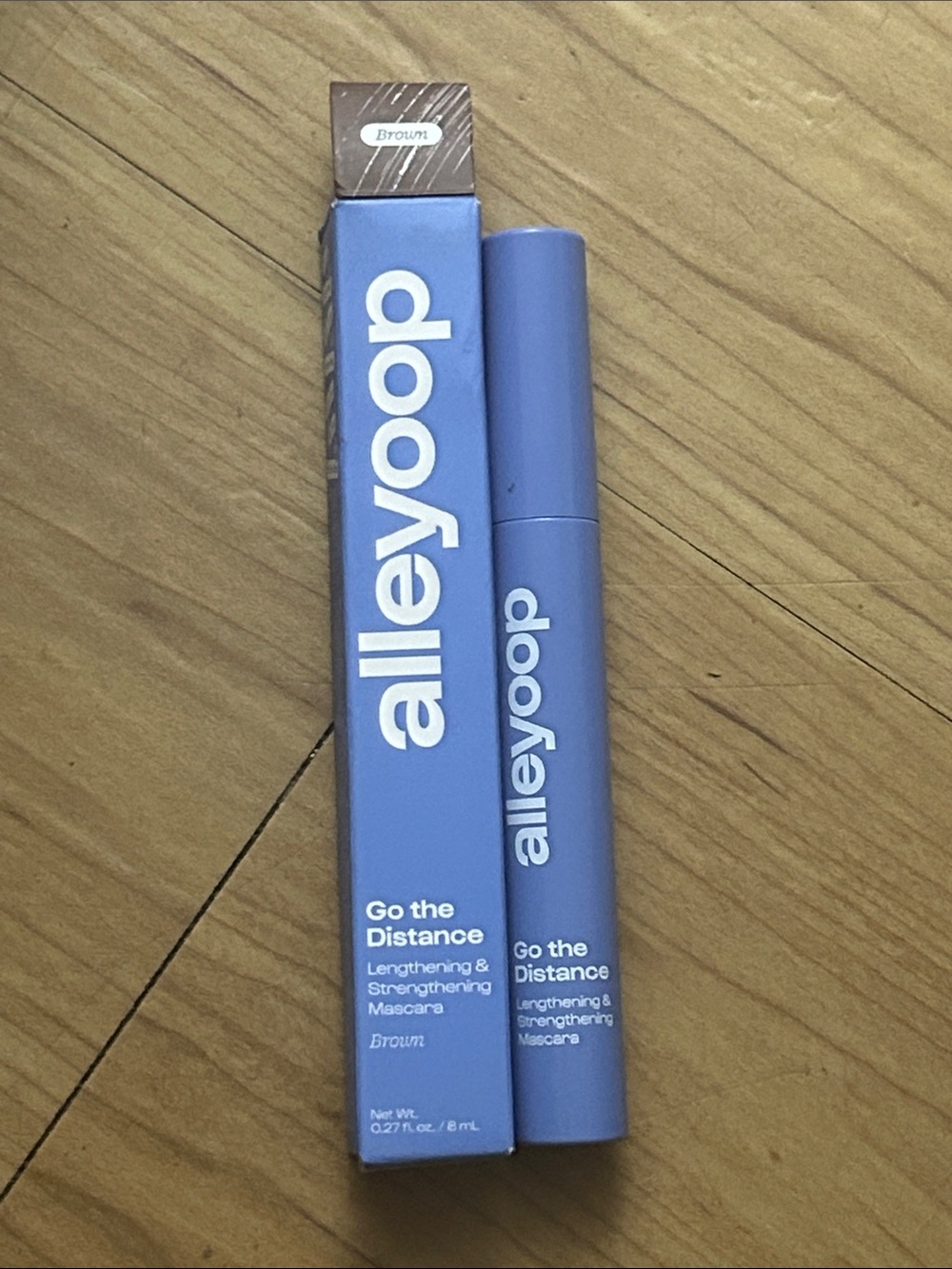 alleyoop Go the Distance Lengthening Mascara in Brown. Full size 8ml new in box